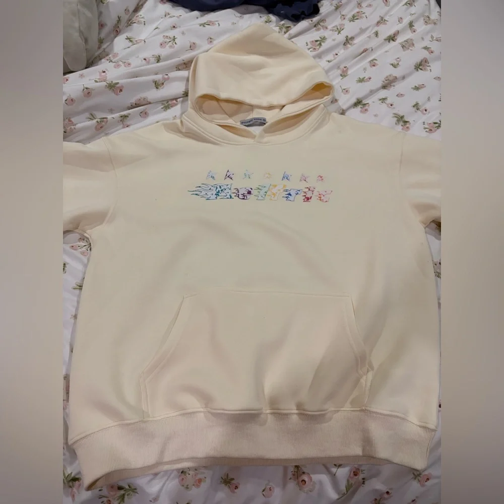 Aelfric Eden Cream Hoodie - Picture 2 of 3